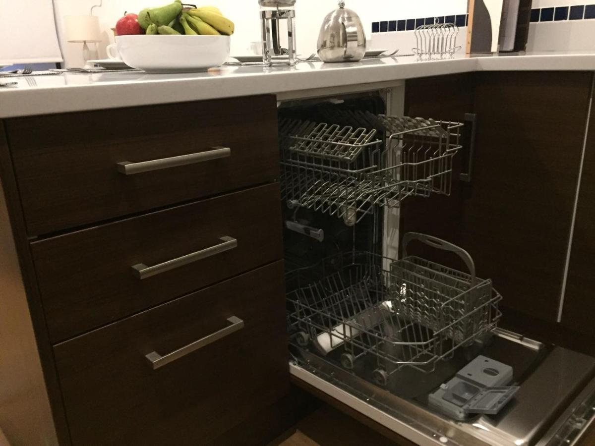 Carlingford Marina Apartments Екстер'єр фото